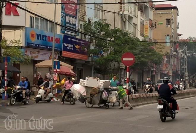 Ngày làm việc nhiều và nặng nhọc nhất trong năm ảnh 7